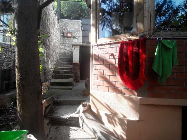 Продам квартиру в частном доме в Ялте фото 16