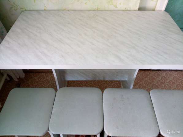 Стол с банкетками в Адлере фото 5