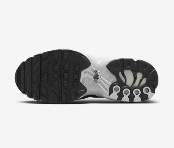 Nike Tuned air в Москве