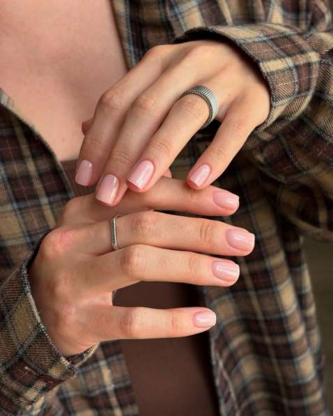 Маникюр-педикюр