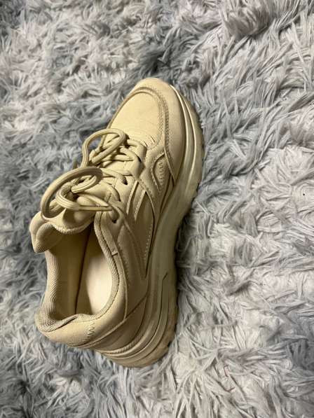 Женские кроссовки демисезон в Минусинске