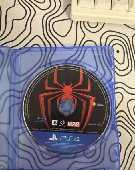 PS 4 slim в Москве фото 3