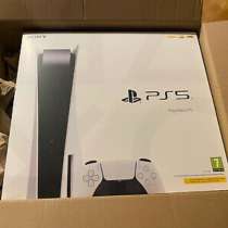 NEW Sony Playstation 5 PS5 Console Disc Version, в г.St Leonards