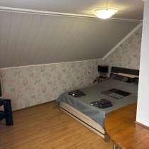 Домик у озера, в Москве