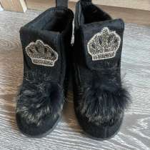 Уги в хорошем состояние, Одеты 1 раз, в Анапе