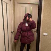 Продам зимний пуховик (новый), в Москве