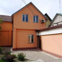 2-х этажный дом, 200 м2, Горького/Элебаева, 6 сот., ц.200 т$, в г.Бишкек