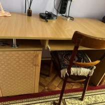 Шкаф, письменный стол, кровать одноместная, в Астрахани