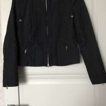 Куртка, Италия, в Москве