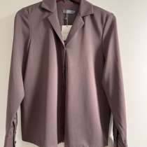 Продам блузку Lichi, в Москве