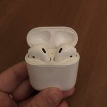 Airpods оригинальные б/у, в Москве