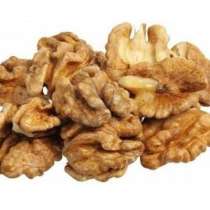 Грецкий орех, в Москве