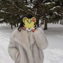 Шуба теплая, в Южно-Сахалинске