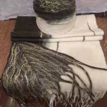 Зелено-бежевый валяный шерстяной шарф, в г.Минск