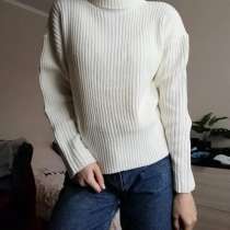 Продам свитер, в Москве