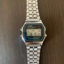 Продаются часы Casio электронные, в Саратове