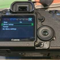 For sell Canon EOS 5D Mark II 21.1 MP Digital SLR Camera, в г.Крайова