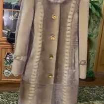 Продается мутоновая шуба с элементами норки, в Екатеринбурге