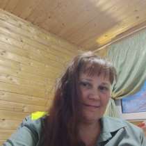 Tatyana, 49 лет, хочет пообщаться, в Волхове