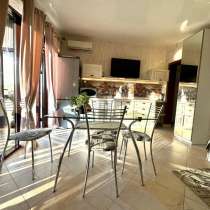 Апартаменты с теплым бассейном в центре Сириуса, в Сочи