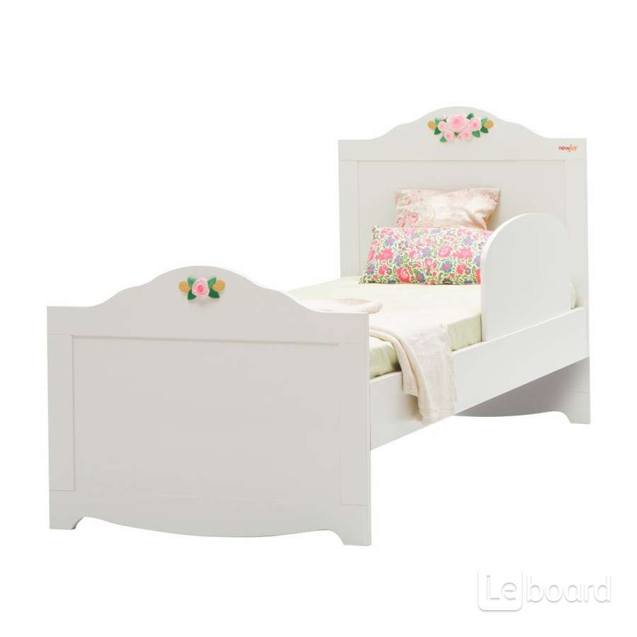 Кроватка newjoy Laura LR-1600