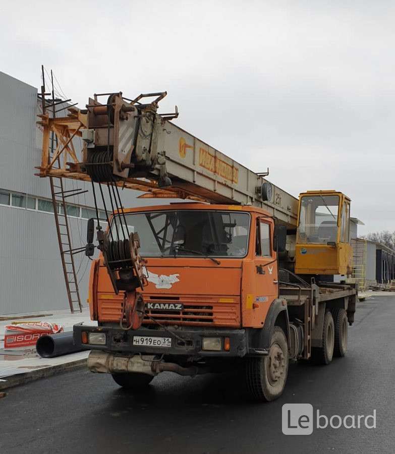 Автокран мотовилиха 35. Зип автокрана челябинец 32 тонны. Пионер кран 32 тонн на базе маз. Кран 22 тонны. Камаз кс 55721.